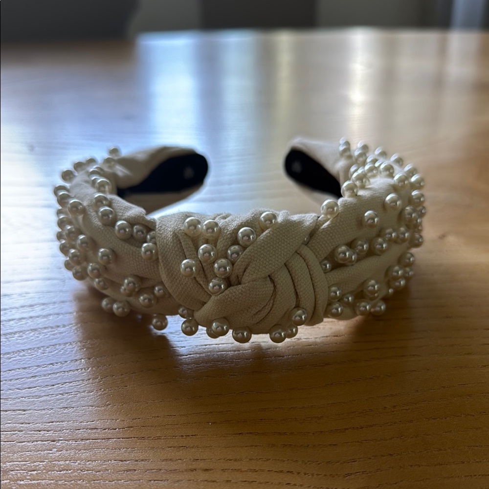 Lele Sadoughi Cream Pearl Embellished Headband